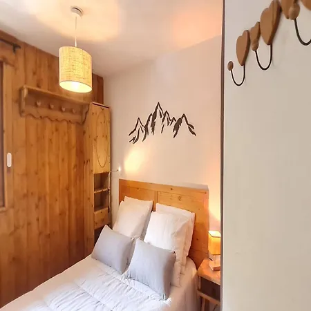 Spacious In Apartment