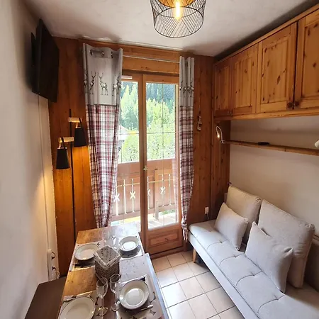 Spacious In Apartment