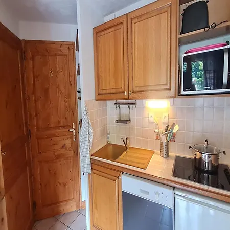 Apartment Spacious In *